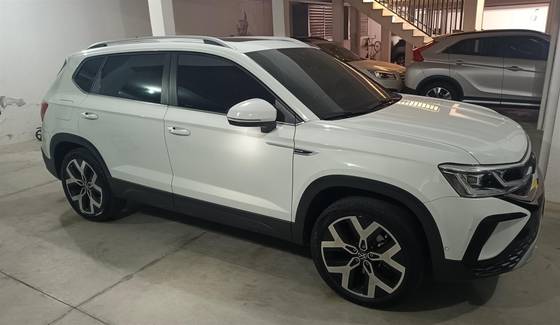 VOLKSWAGEN TAOS 1.4 250 TSI TOTAL FLEX HIGHLINE AUTOMÁTICO VOLKSWAGEN TAOS 1.4 250 TSI TOTAL FLEX HIGHLINE AUTOMÁTICO